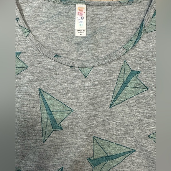 Teal Paper Airplane Gray T-shirt (extra small, xs vaulted LuLaRoe Classic T LLR) - Picture 2 of 4